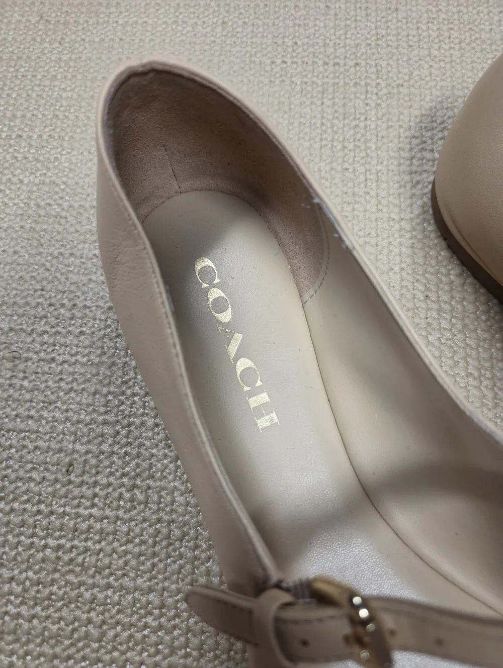 Coach Beige Leather & Black Patent Cap Toe Aubree Mary Jane Flats Size 7.5